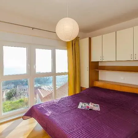 Hotel Carmen *